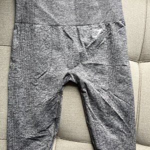 Gymshark Vital Seamless Leggings, light gray, Size small